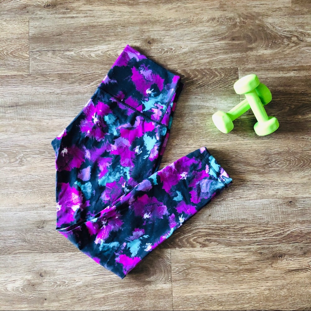 Lululemon floral purple leggings size 6